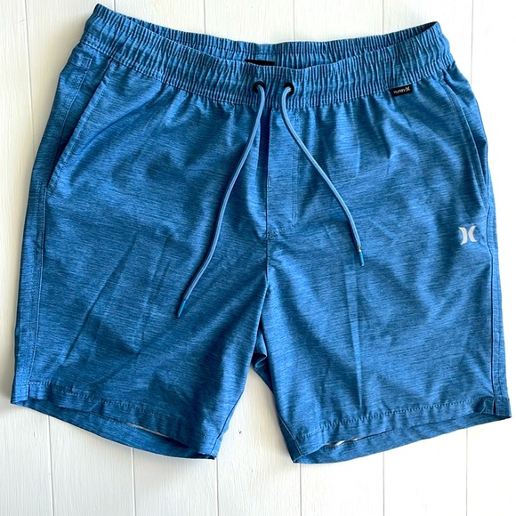 Hurley Men’s Shorts - Picture 2 of 4